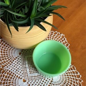 Vintage jadeite custard cup